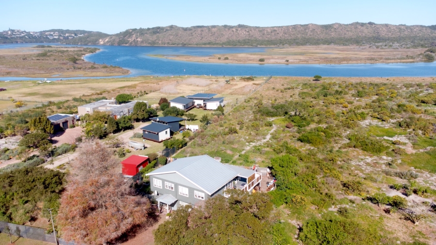 5 Bedroom Property for Sale in Sedgefield Central Western Cape